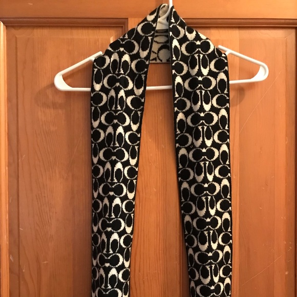 Coach scarf - Picture 2 of 3
